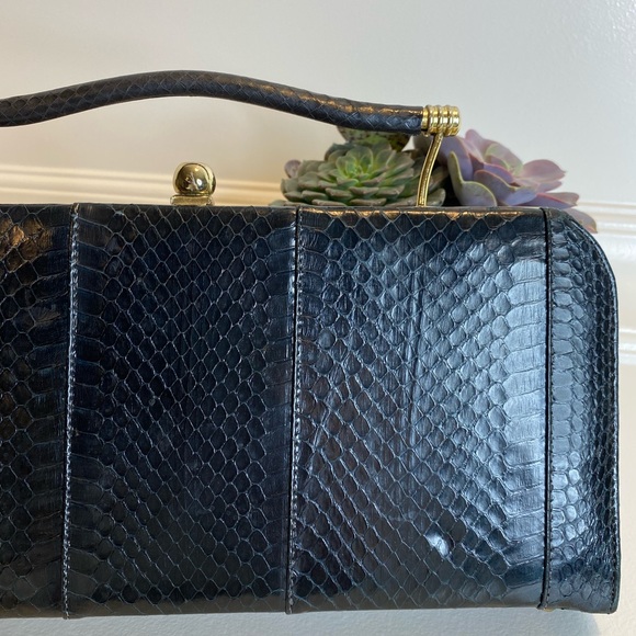 Vintage Snake Skin Versatile Clutch or Handbag - Picture 10 of 16